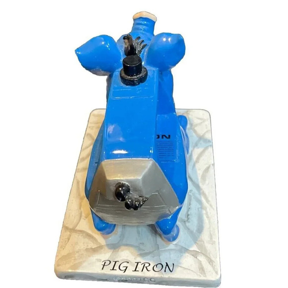 Pig Iron Invasion Collectible Figurine Farm‎ Anthropomorphic Decor 2001 - Picture 3 of 7